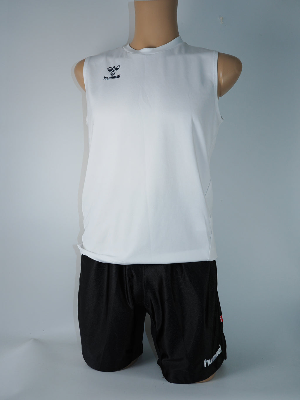 サッカー練習用　#サカユニ　hummel   セット