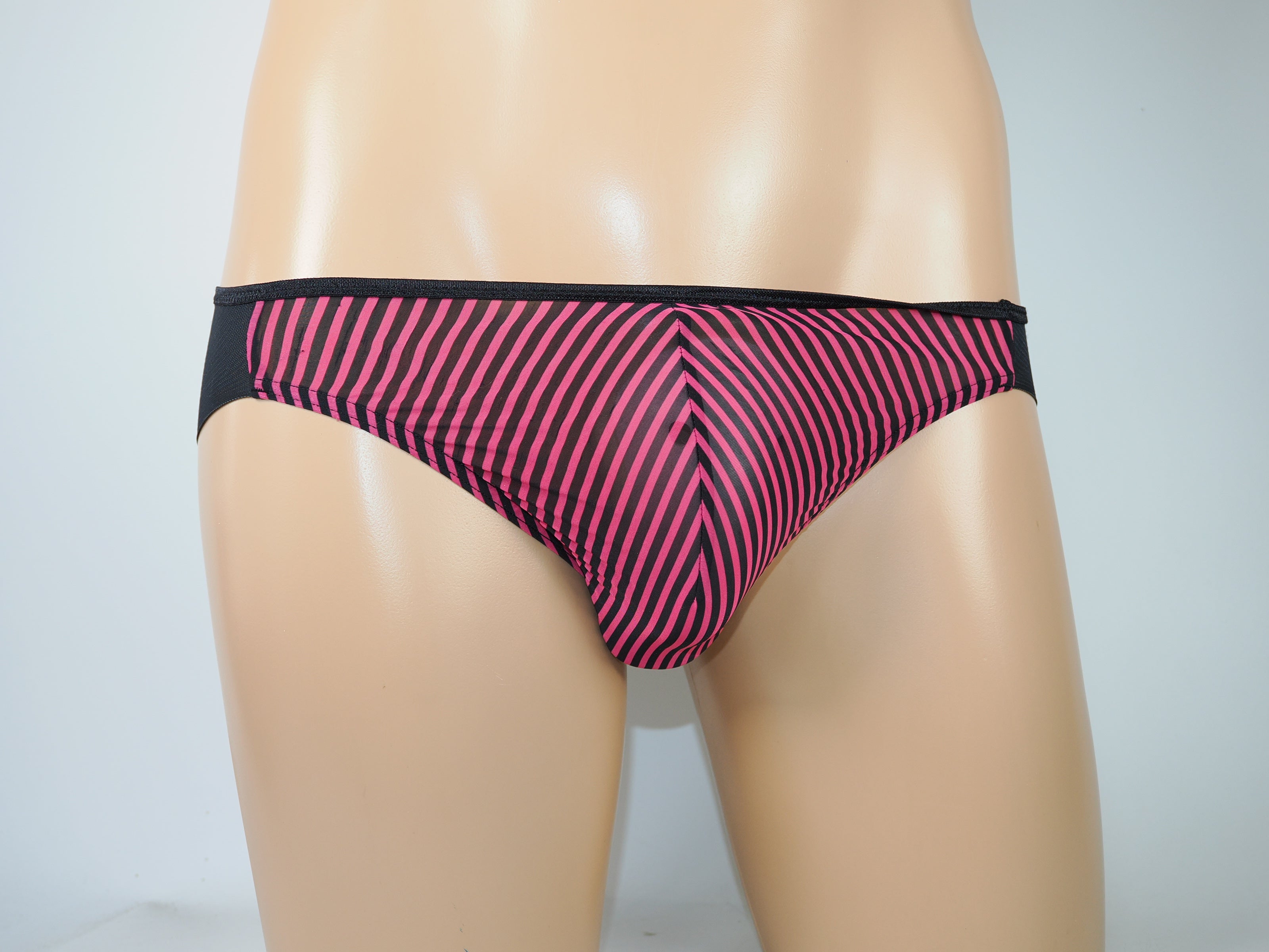 ワコール　BROS X2　薄生地ビキニX1 Lunch X1  サイズM　4点セット