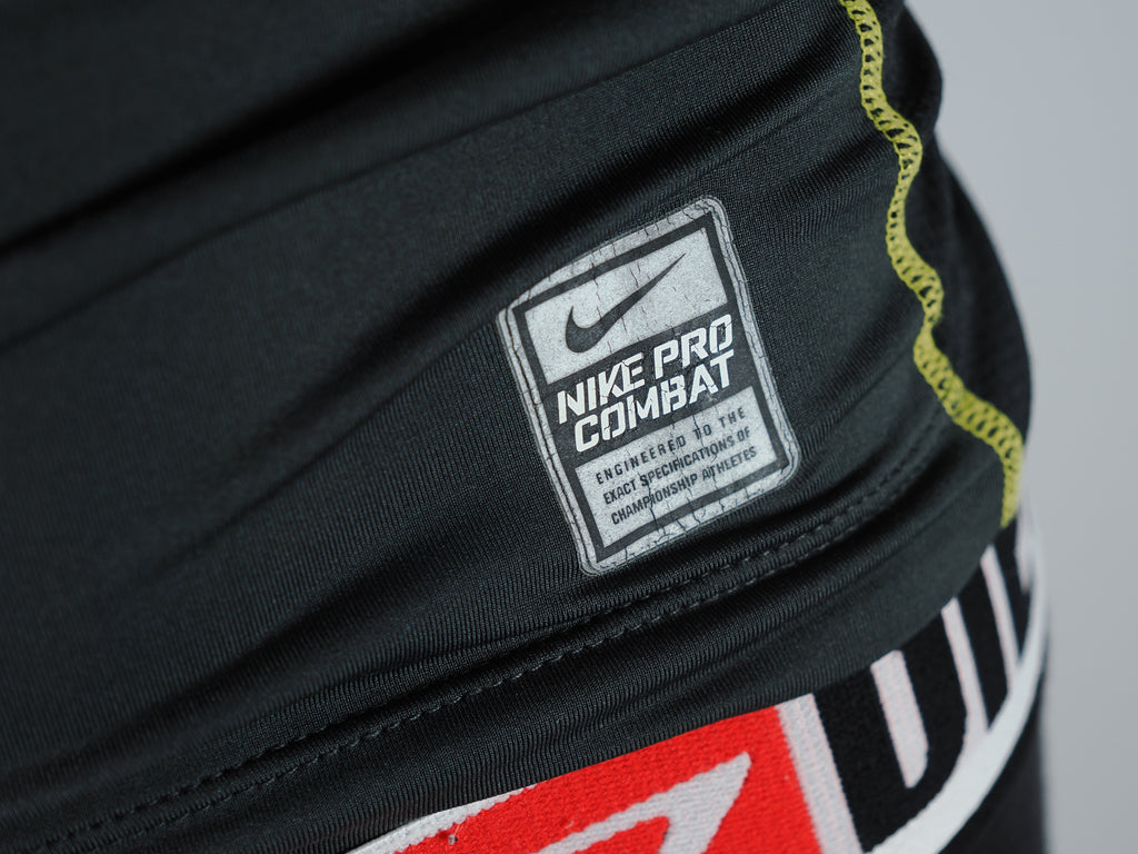 dieselボクサーパンツとナイキコンプレッションシャツ