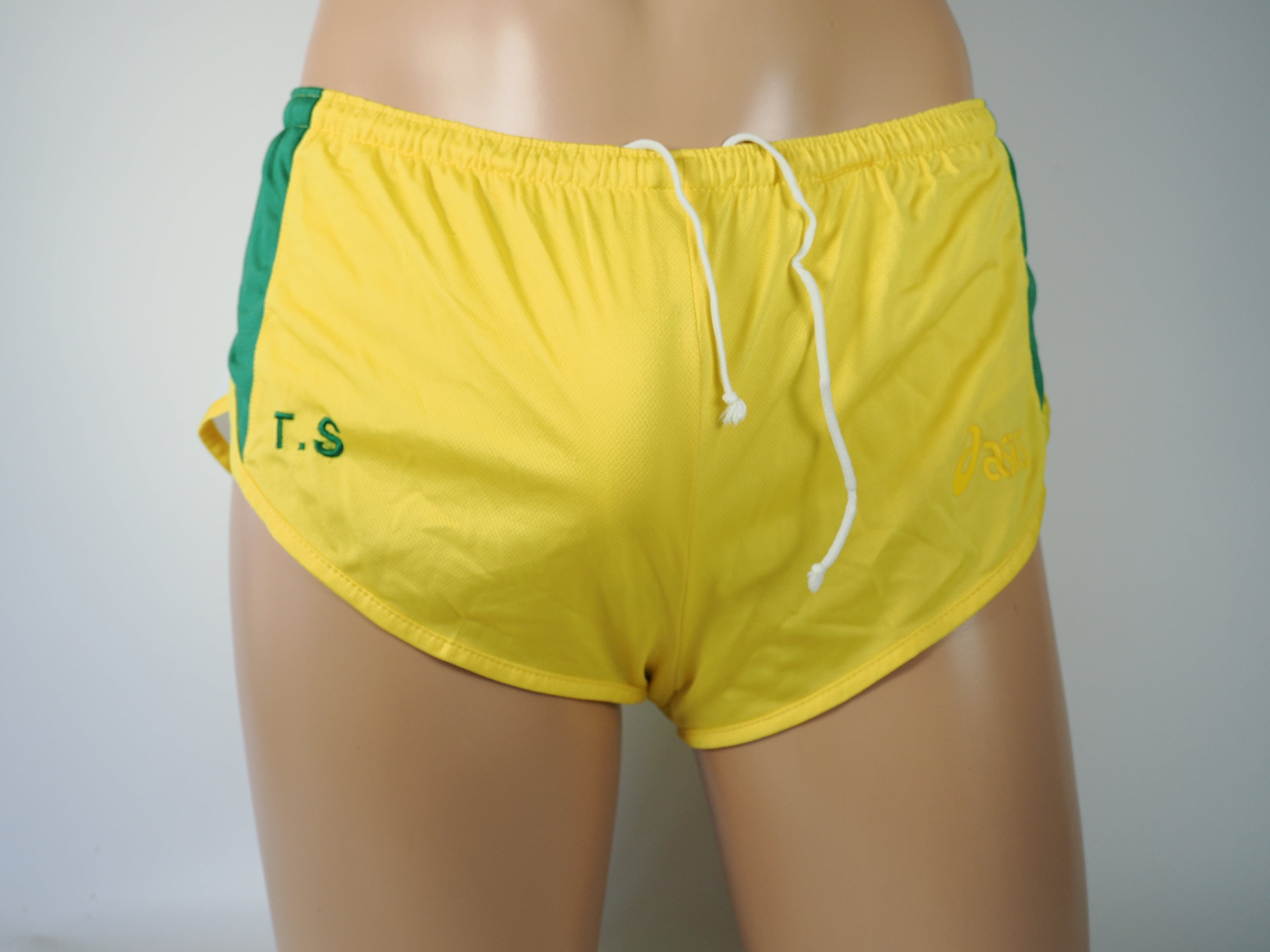 アシックス　男子陸上　トレセン　ランシャツ　ランパン