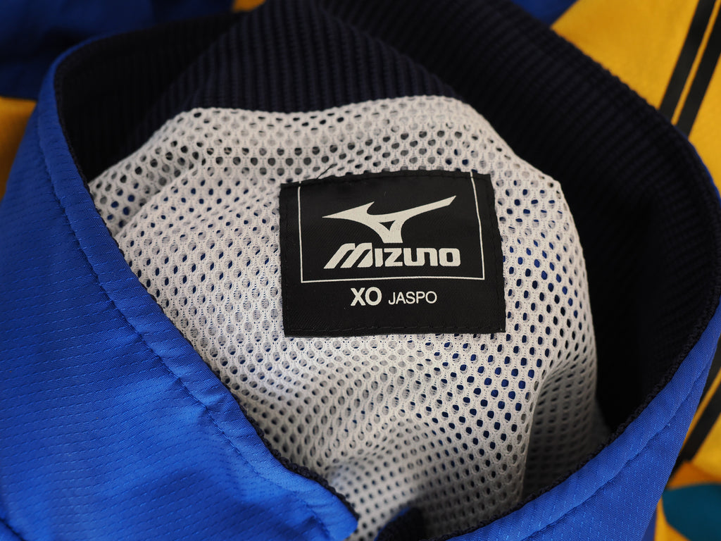 ミズノ　四国学院大学 香川西高校 男子陸上部　ウォームアップウインドブレーカー上下　サイズXO