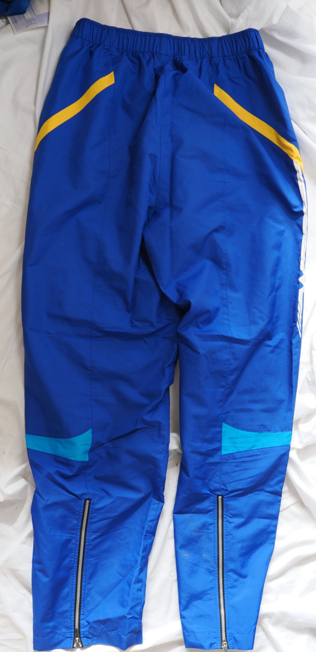 ミズノ　四国学院大学 香川西高校 男子陸上部　ウォームアップウインドブレーカー上下　サイズXO