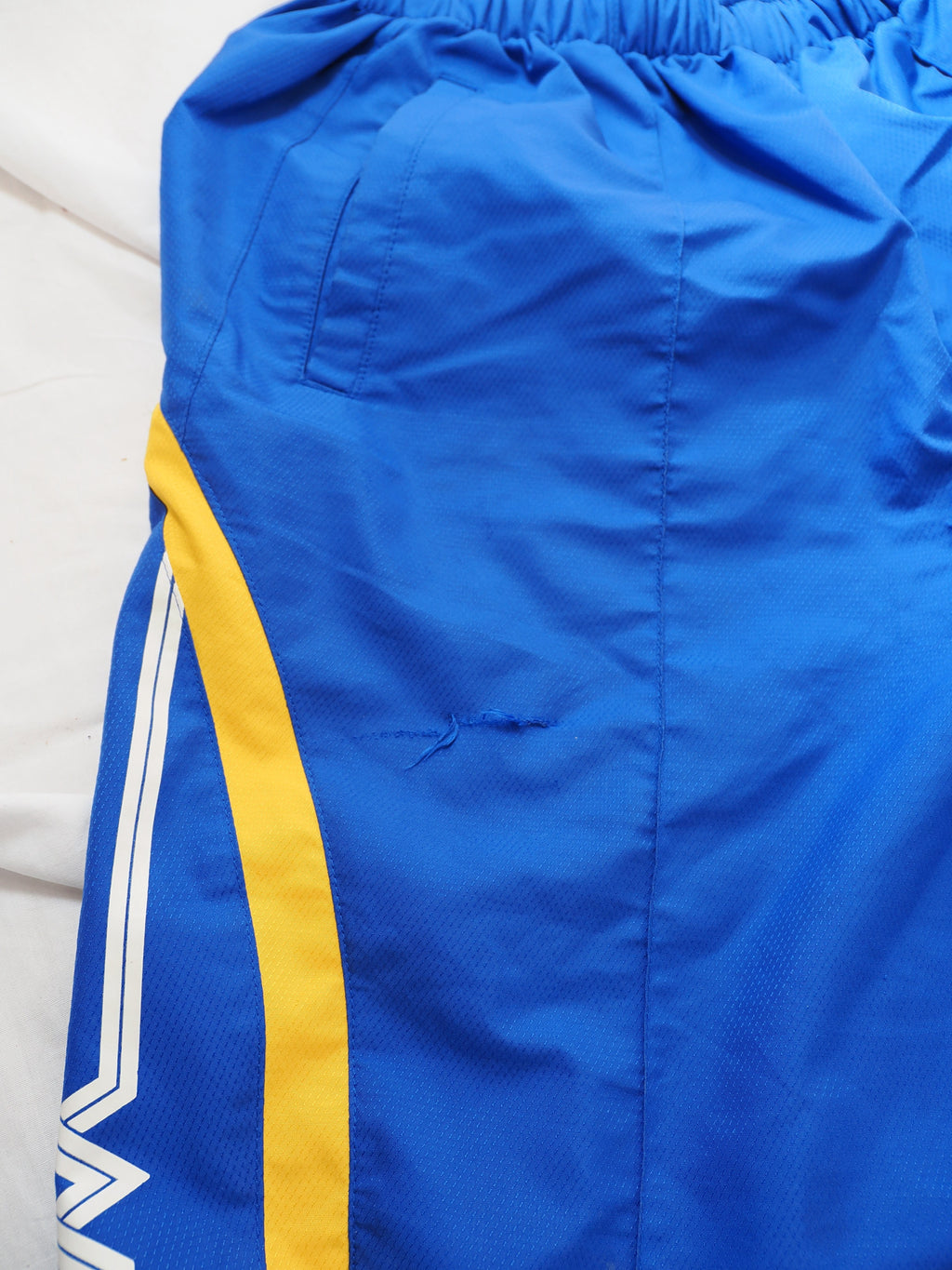 ミズノ　四国学院大学 香川西高校 男子陸上部　ウォームアップウインドブレーカー上下　サイズXO