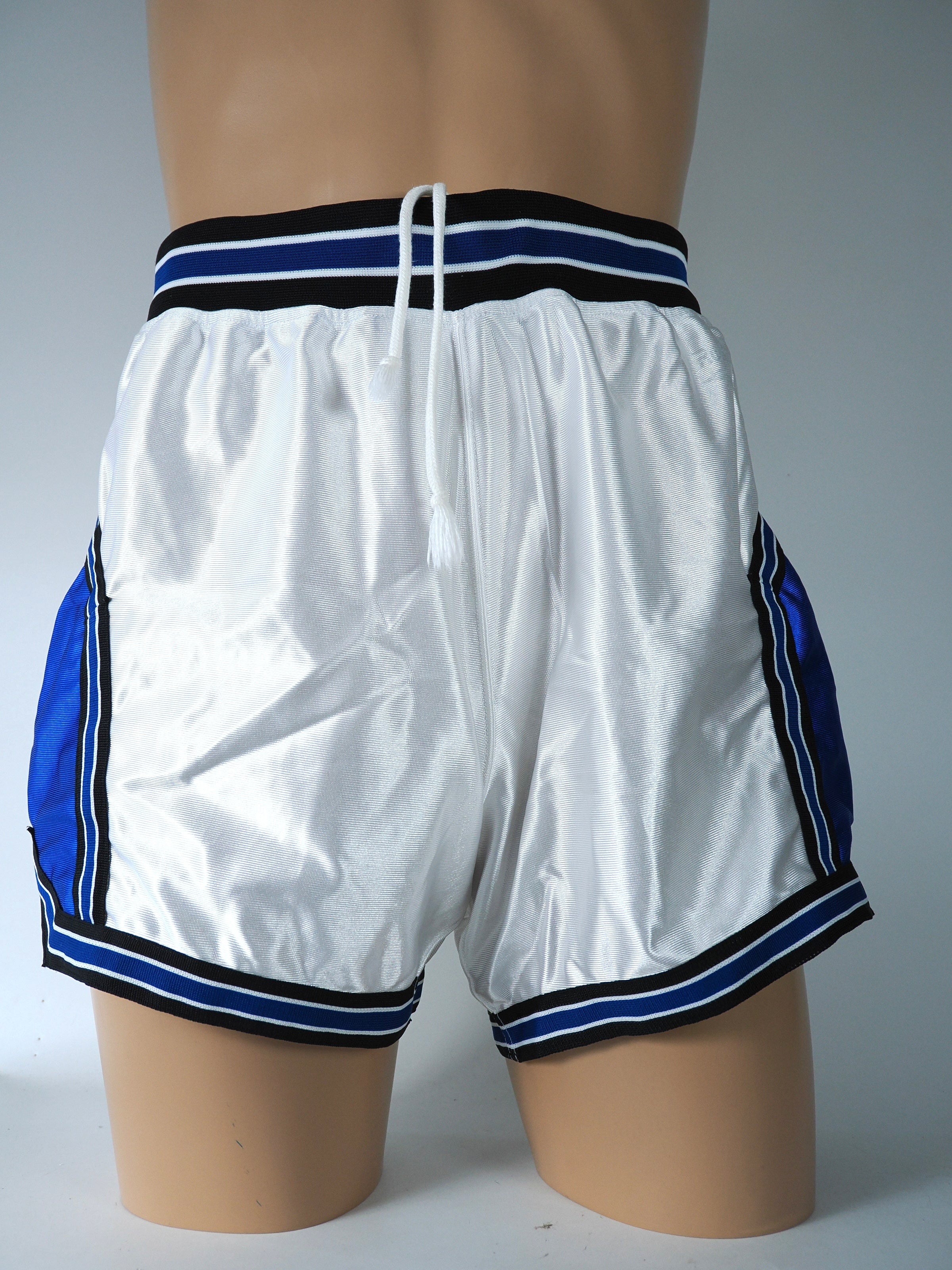 ミズノ　桐光学園　男子バスケ部　光沢ホワイト　ユニホーム上下　ショート丈